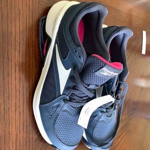 Women’s Reebok advance trainers